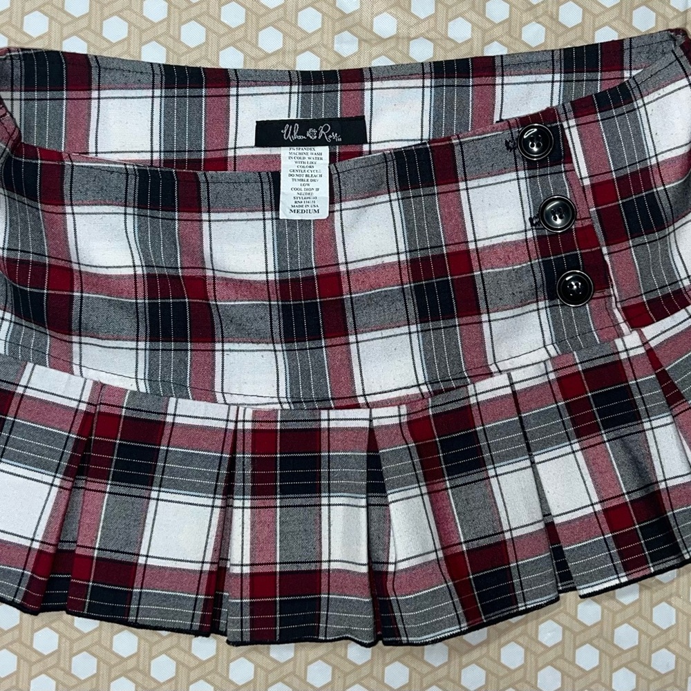 Chic Plaid Mini Skirt - Red, Black, and White